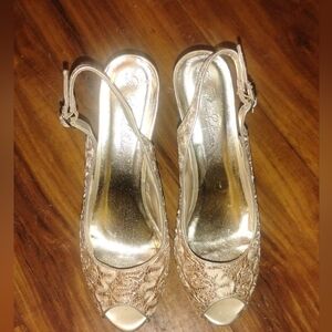 De Blossom Collection Gold Lace Peep-Toe Heels